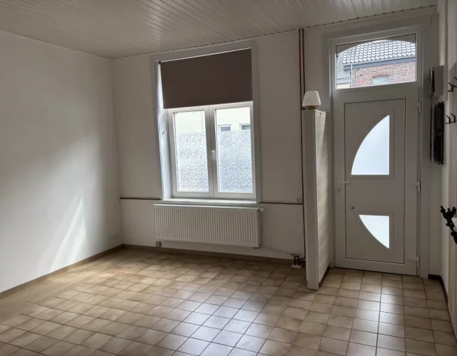 b-entree-sambreville-maison-louer.webp